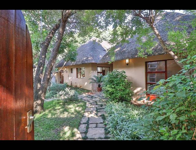 4 BEDROOM HOUSE FOR SALE IN LAKELAND ESTATE